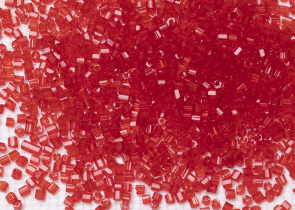 Бисер Чехия рубка 11/0 50г 90050 прозрачный алый